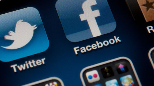 Facebook, Twitter Emerging as the New News Hubs