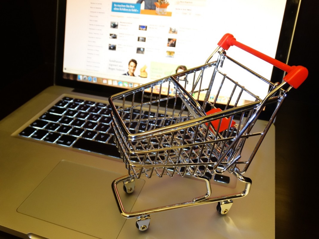 Facebook and E-Commerce: Getting Closer Than Ever