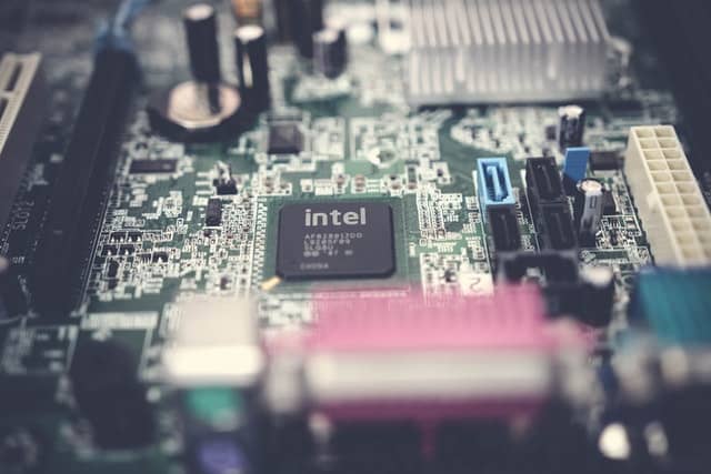 Intel has suspended its operations in Russia